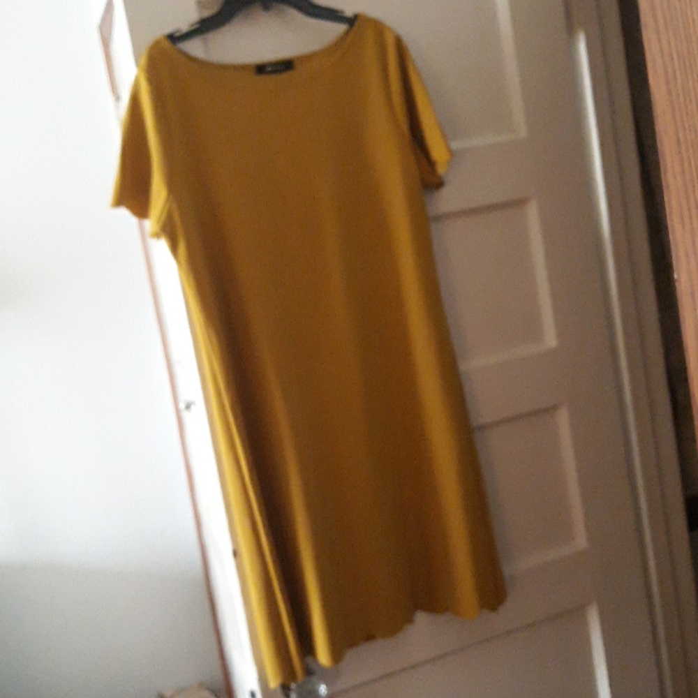 Women's  dress